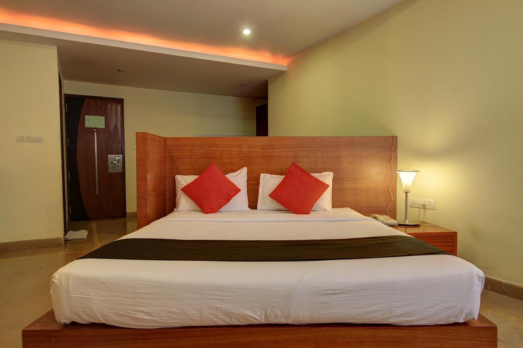 Townhouse Jp Residency Near Delhi Airport Hotel New Delhi Eksteriør billede